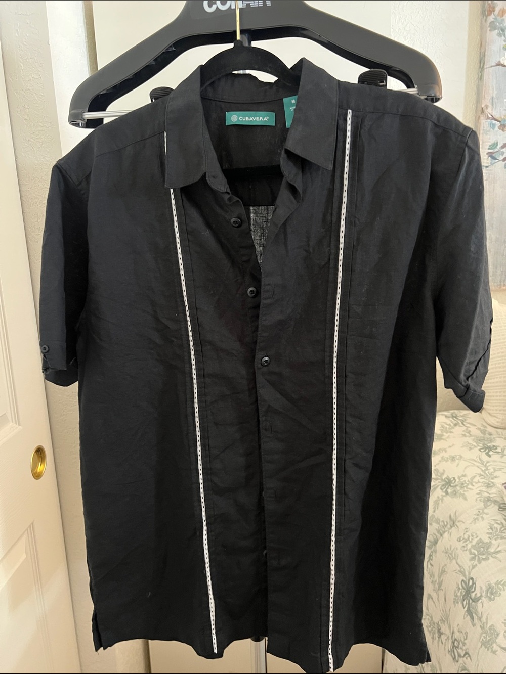 Cubavera Black Short-Sleeve Button-Down Shirt with White Pinstripe Accents